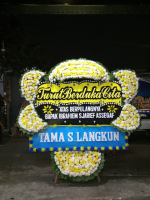 Papan Bunga Duka di Kelulome